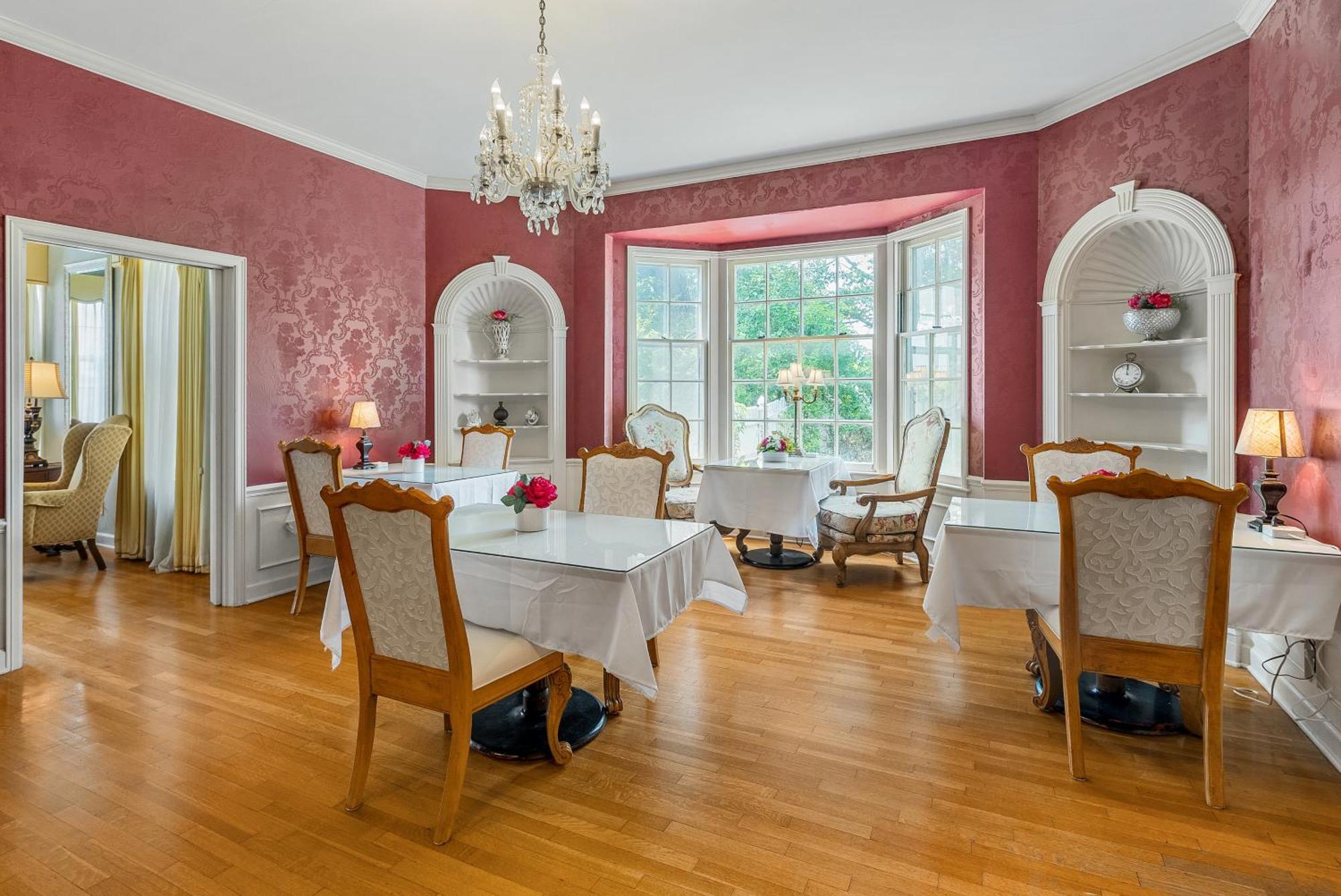 Beland Mansion-Blooming Garden Suite! Fort Smith Luaran gambar